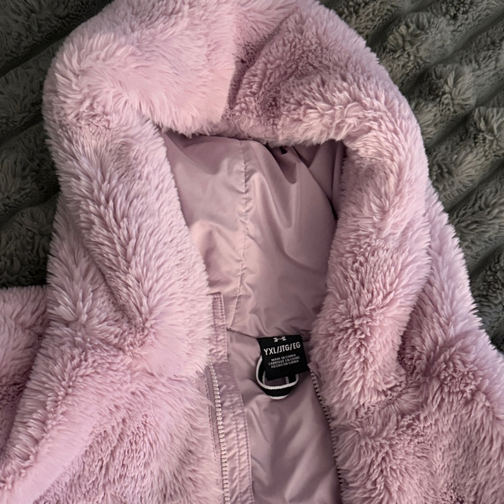 Under armour Cozy Purplish Pink Faux Fur Jacket YOUTH XL